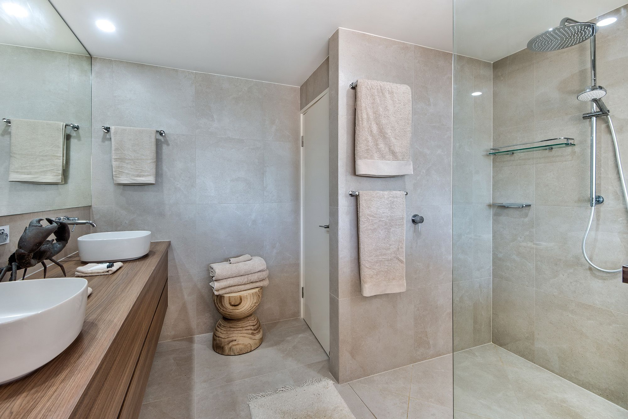 The Boathouse Apartments Airlie Beach - privately managed luxury 3 bedroom apartment