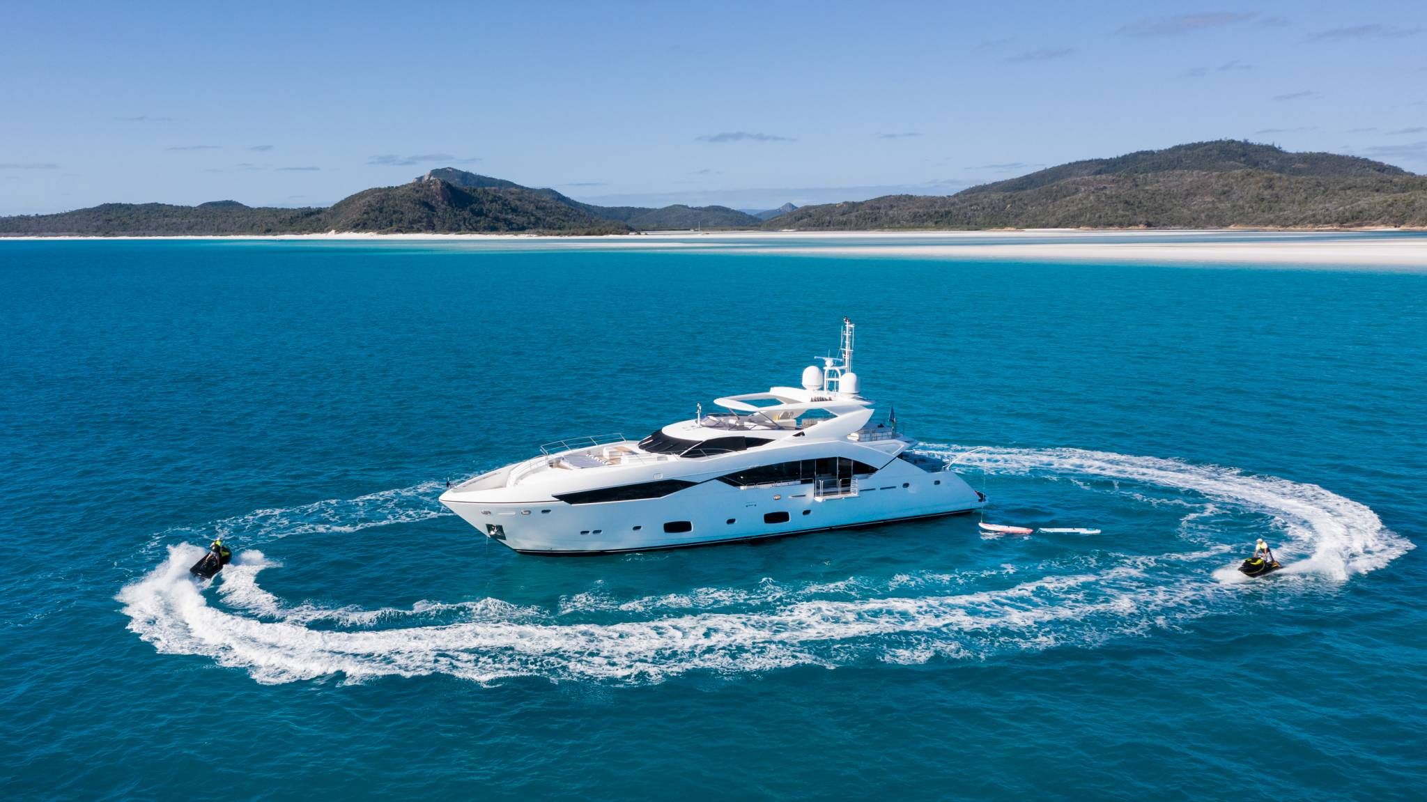 Whitsunday and Hamilton Island Luxury Yacht Charters