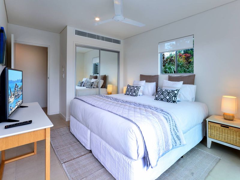 Peninsula 1 Hamilton Island Whitsunday Holidays