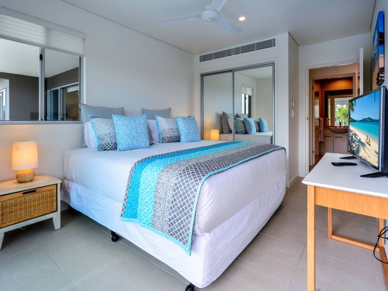 Peninsula 1 Hamilton Island Whitsunday Holidays