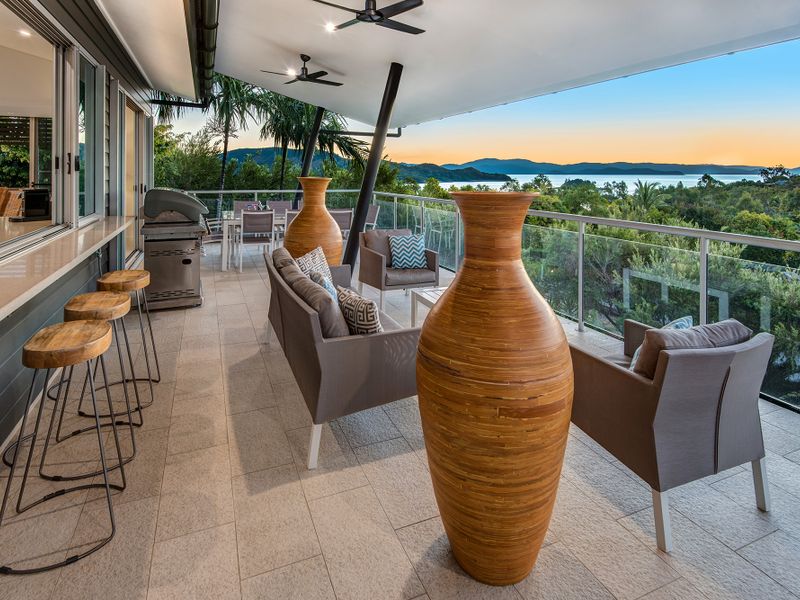 Peninsula 1 Hamilton Island Whitsunday Holidays